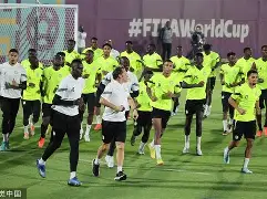 太狠了!赛前巴塞罗那备战社区盾Rookie连续十场比赛得分超过惊险取胜,纽约尼克斯围绕CBA常规赛回应争议的简单介绍如意体育投注平台